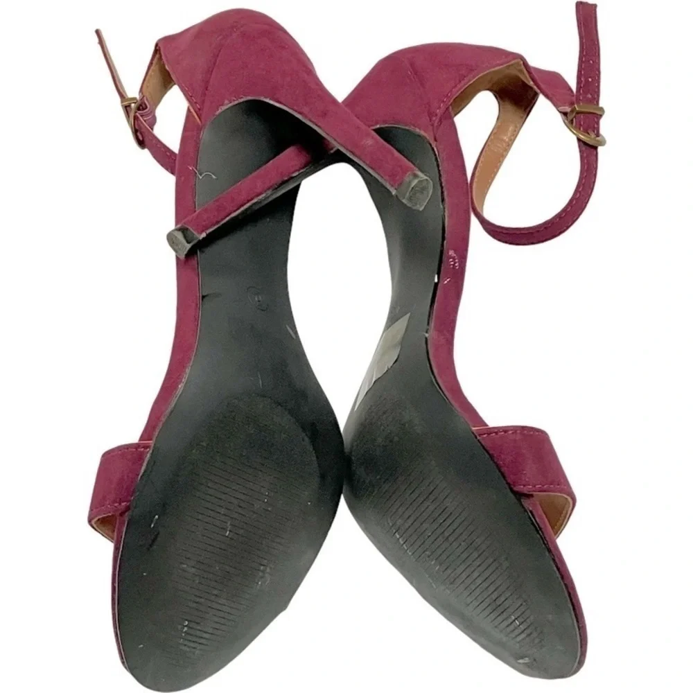 CHARLOTTE RUSSE Rebekah Ankle Strap Sandals Women’s SIZE 6 Purple Faux Strap
